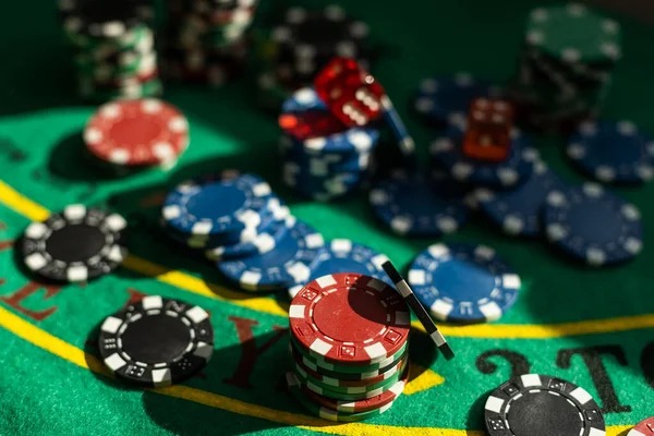 pararaja77 Round-led table rhythm
